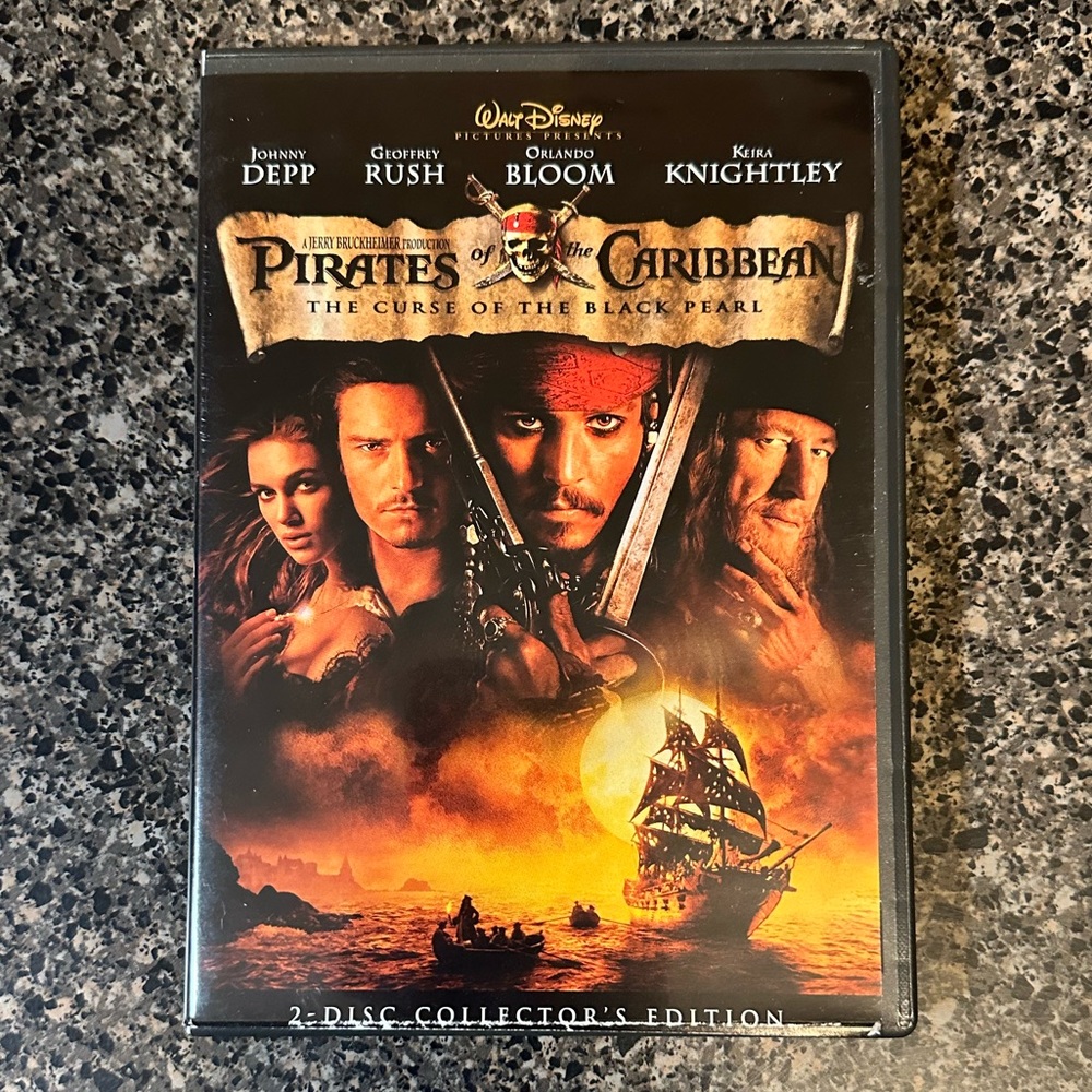 Pirates of the Caribbean DVD The Curse Of The Black Pearl